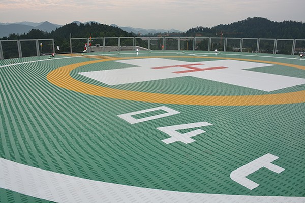 直升機(jī)停機(jī)坪